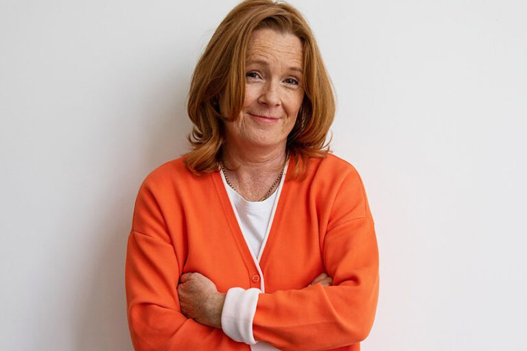 Kirsty Lang (Chair)