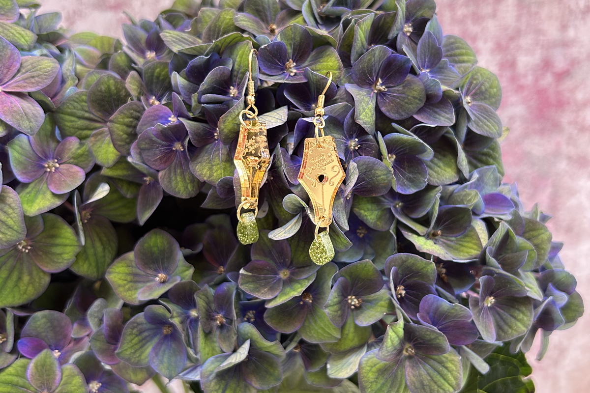 Women's Prize x Tatty Devine Pen Nib Earrings – Green